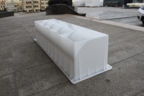 影響到沿石模具的使用壽命有哪些因素？