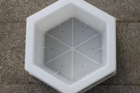 護坡六棱塊塑料模具你了解多少？